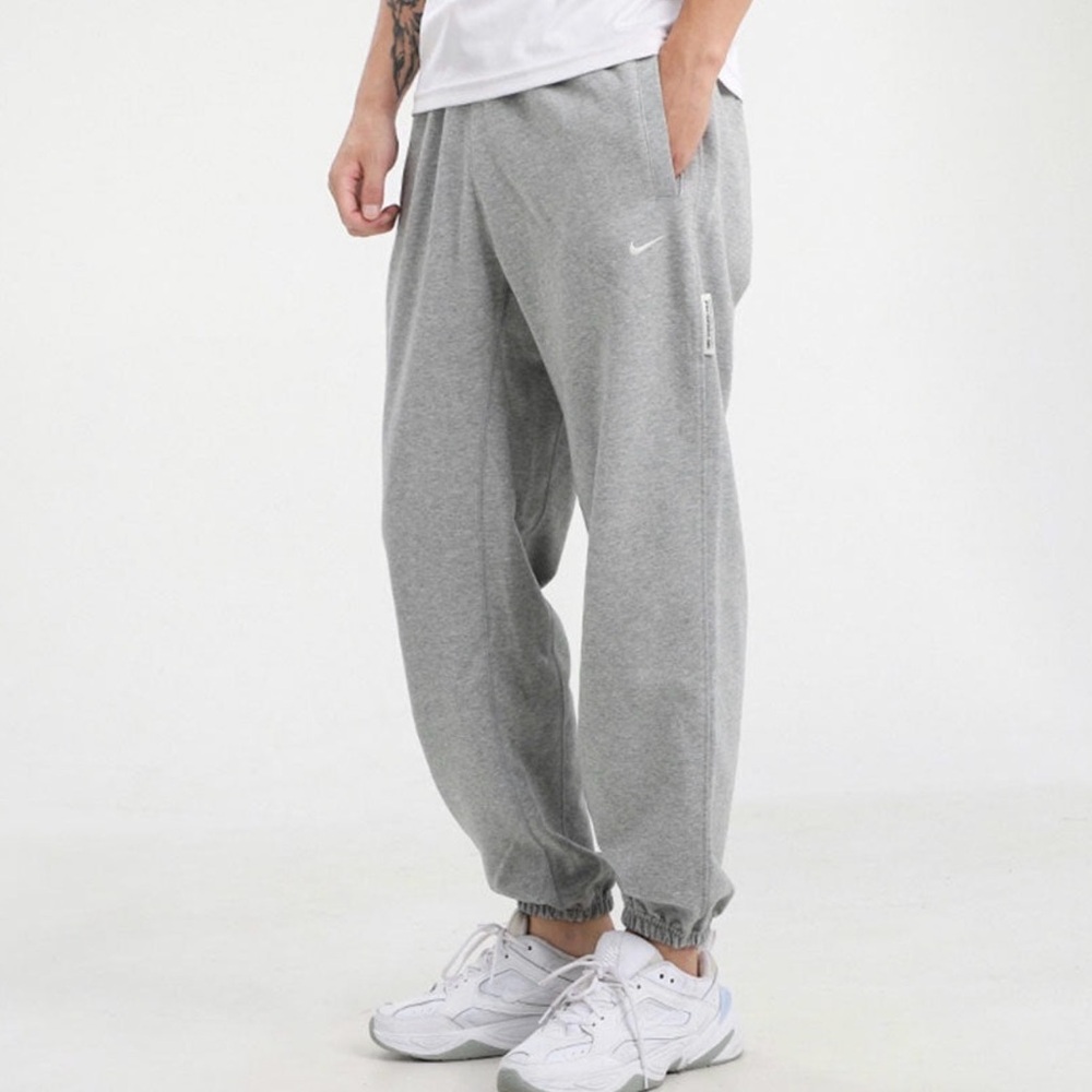 Nike Grey Men's Casual Fleece Joggers